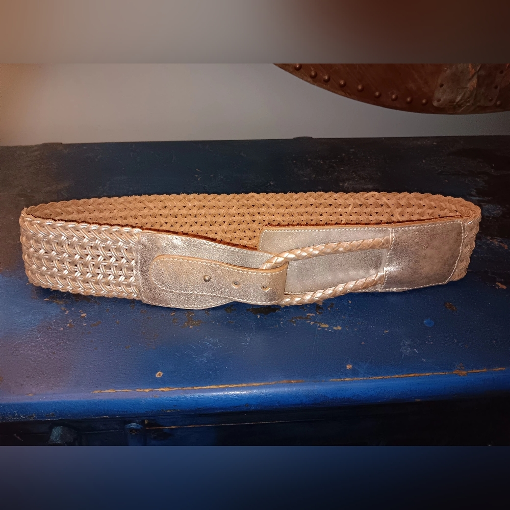 Linea Pelle leather belt